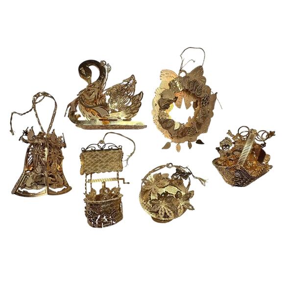 6 Danbury Mint Ornaments 90's Swan, Wreath, Bell, Gift Basket, Flowers, Well - Picture 1 of 16